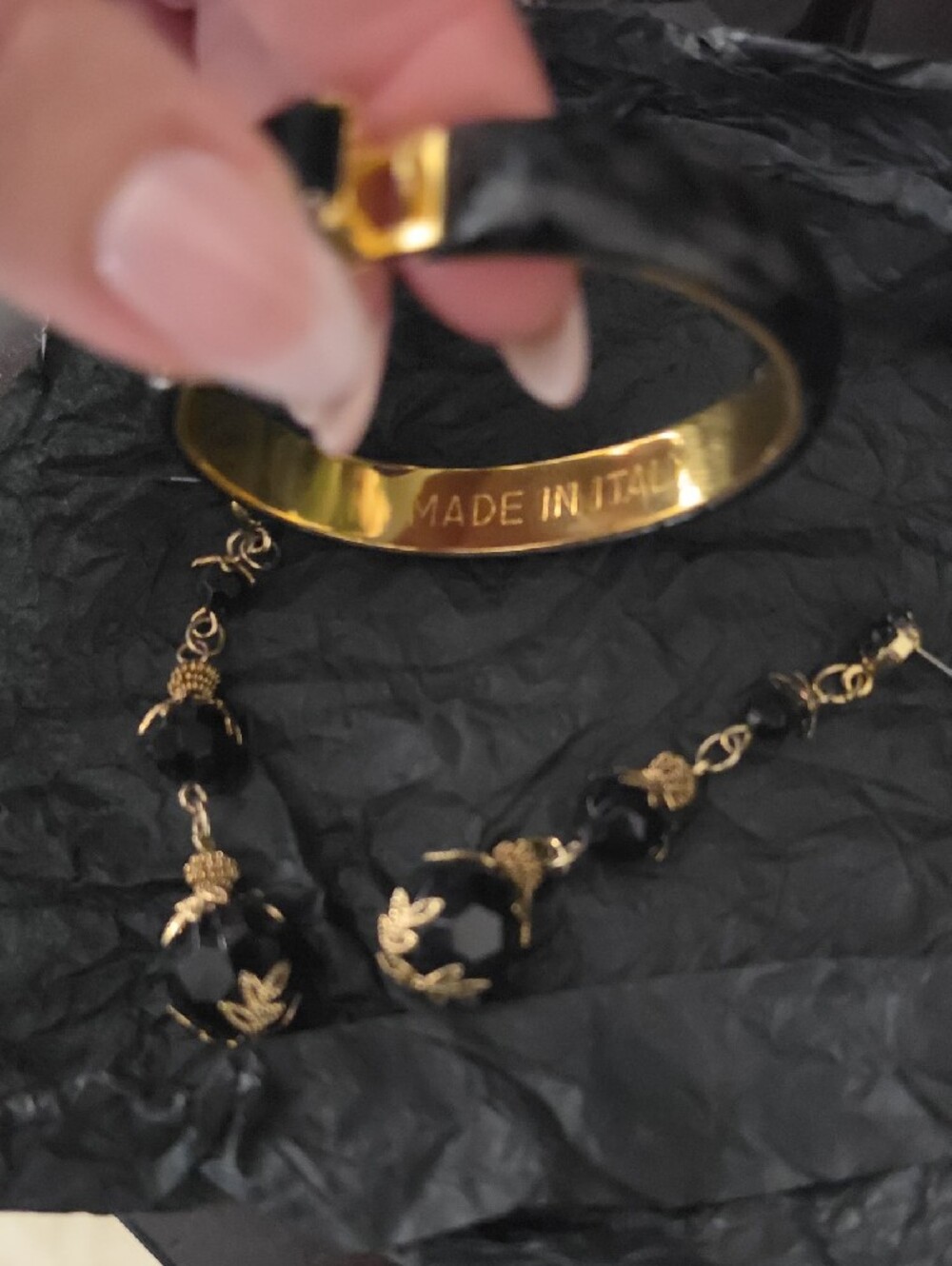 Gold-Tone Bracelet with Black Faceted Stones — Made In Italy - Picture 5 of 6